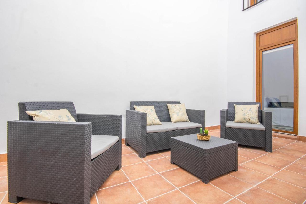 Apartamentos Miguel De Cervantes Centro Cordoba Exterior photo